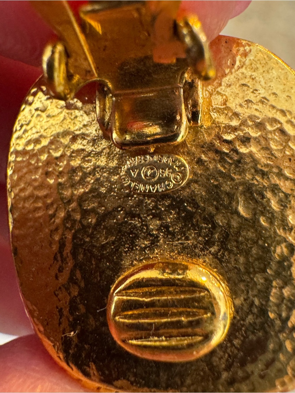 Authentic vintage 1993 Chanel Earrings w/Gripoix poured glass & gold border - Picture 10 of 16